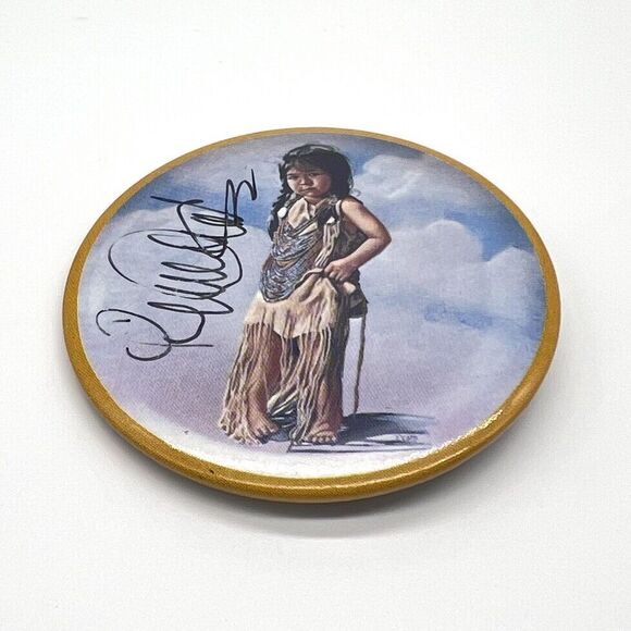 Penni Anne Cross Big Sisters Buckskins Button Pinback Pin Signed Auto Art 1983 - Picture 5 of 9